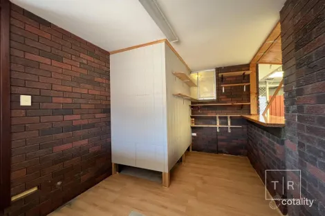 Property photo of 19 Begonia Place Sinclair WA 6450