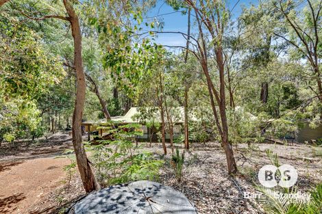4 Hale Ave, Molloy Island, WA 6290