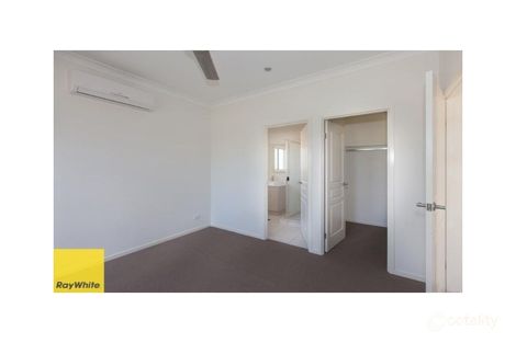 Property photo of 8 Lacebark Close Mount Cotton QLD 4165