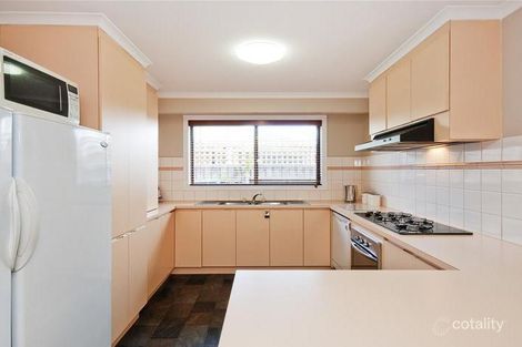 Property photo of 4 Earl Court Werribee VIC 3030