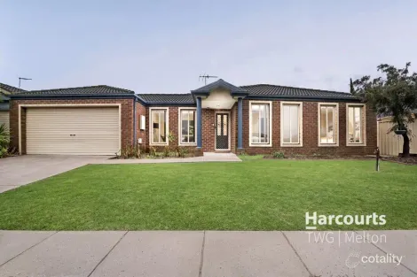 13 FIDDLEWOOD TURN, HARKNESS, VIC 3337