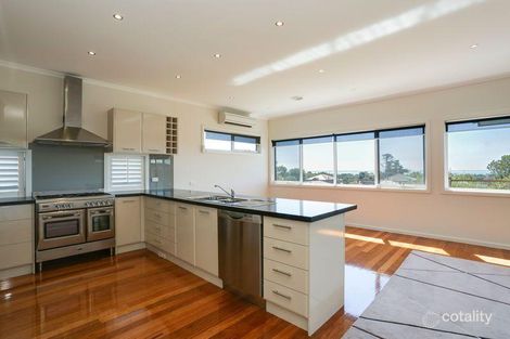 Property photo of 18 You Yangs Avenue Dromana VIC 3936