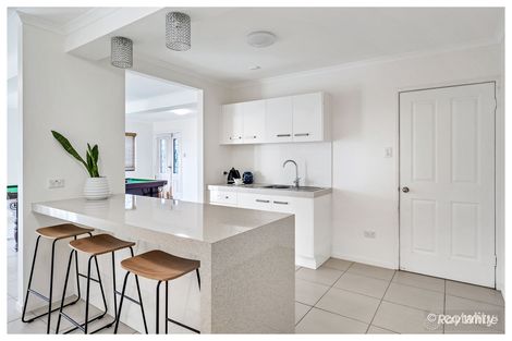 Property photo of 2 Brecknell Street The Range QLD 4700