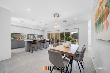 12b Martelli Pl, Stirling, WA 6021