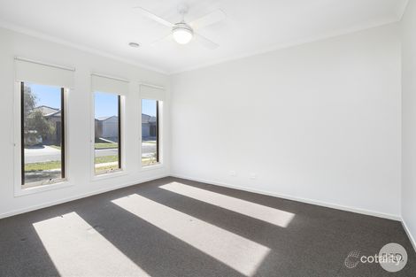 Property photo of 9 Gallant Way Winter Valley VIC 3358