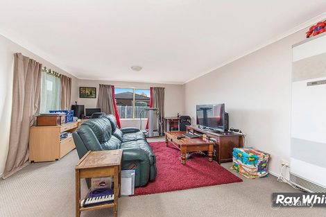 Property photo of 9 Lafferty Place Macgregor ACT 2615