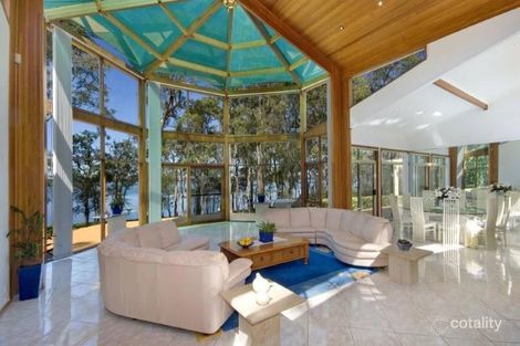 Property photo of 275 Cams Boulevard Summerland Point NSW 2259