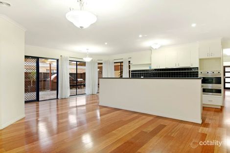 Property photo of 31 Dunkirk Drive Point Cook VIC 3030