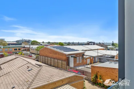 Property photo of 13/77 Chestnut Street Wynnum QLD 4178