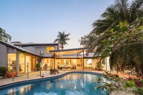 1 Broadmoor St, Kenmore Hills, QLD 4069