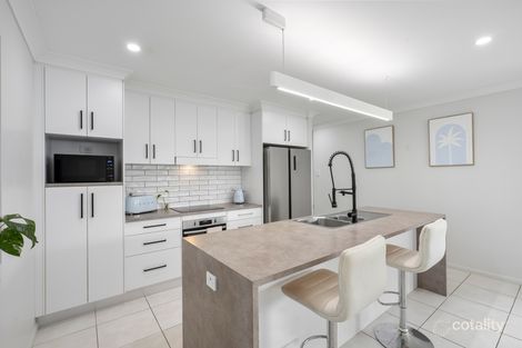 Property photo of 32 Heather Avenue Rasmussen QLD 4815