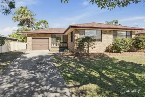 Property photo of 33 Ritchie Crescent Horsley NSW 2530