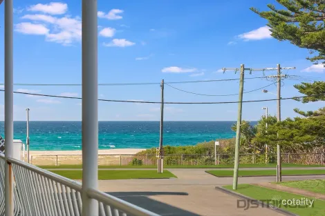 5/201 Golden Four Dr, Bilinga, QLD 4225