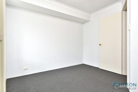 Property photo of 13 Warragul Glade Jandakot WA 6164