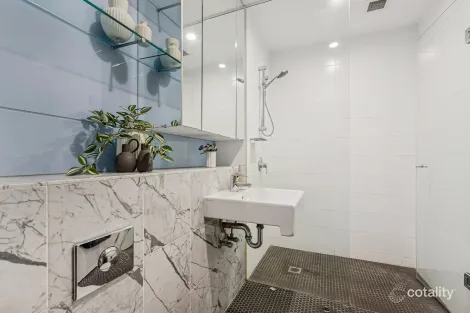 Property photo of 5208/8 Alexandra Drive Camperdown NSW 2050