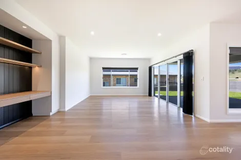 Property photo of 20 Currawong Drive Calala NSW 2340