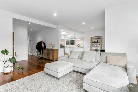 Property photo of 105 Warrigal Road Mentone VIC 3194