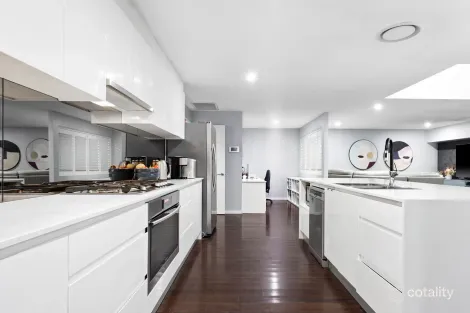 Property photo of 4 Welle Close St Clair NSW 2759