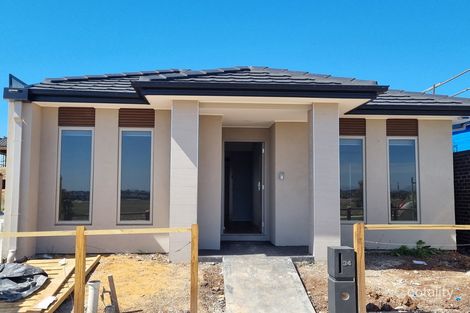 34 Viola Dr, Rockbank, VIC 3335