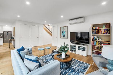 Property photo of 2/62 Watts Street Box Hill North VIC 3129