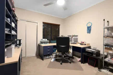 Property photo of 41 Gippsland Circuit Forest Lake QLD 4078