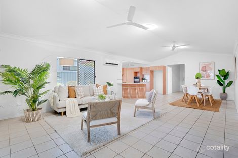 Property photo of 8 Lucy Close Kanimbla QLD 4870