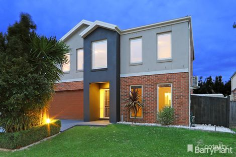 Property photo of 21 Monbulk Crescent Rowville VIC 3178