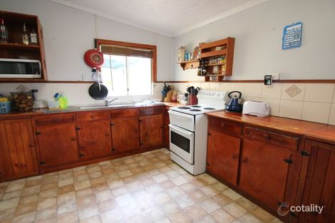 Property photo of 17 Fourth Avenue Home Hill QLD 4806