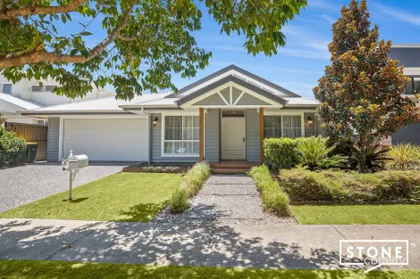 Property photo of 9 Iris Close Sapphire Beach NSW 2450