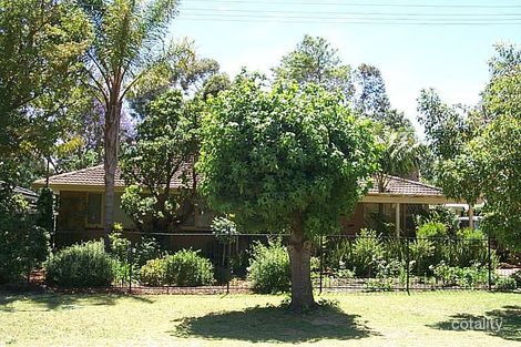 9 Selkirk Rd, Armadale, WA 6112