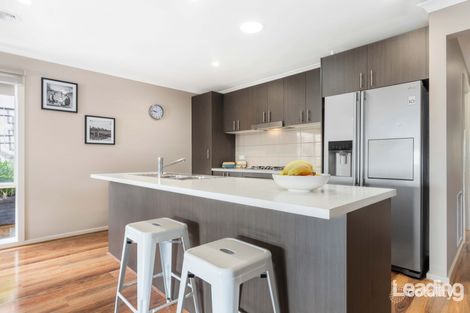 Property photo of 10 Chard Place Sunbury VIC 3429