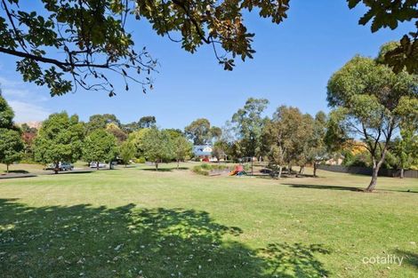 Property photo of 10 Frontignac Avenue Wattle Park SA 5066