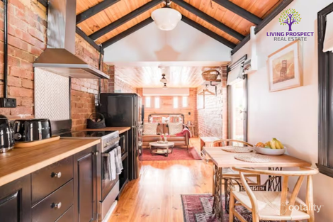 Property photo of 3 College Road Werribee VIC 3030