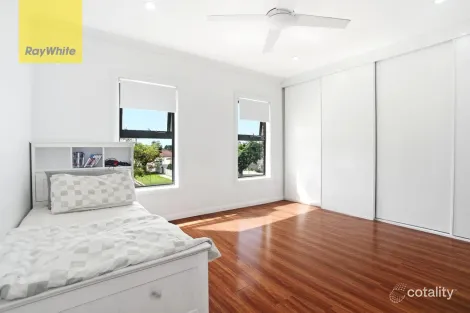 Property photo of 58 Juno Parade Greenacre NSW 2190