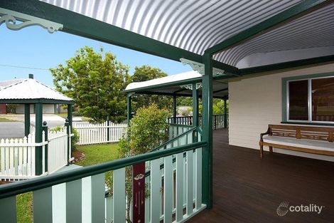 13 Mole Ave, Southport, QLD 4215
