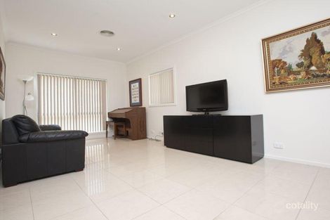 Property photo of 8 Purves Place Conder ACT 2906
