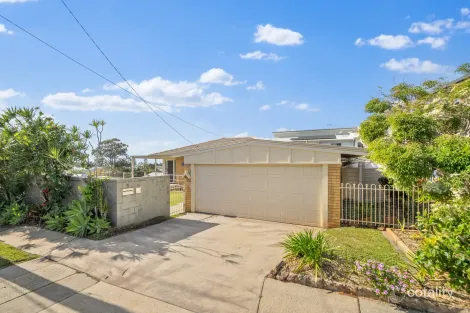 Property photo of 11 Brighton Terrace Sandgate QLD 4017