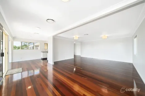 Property photo of 11 Brighton Terrace Sandgate QLD 4017