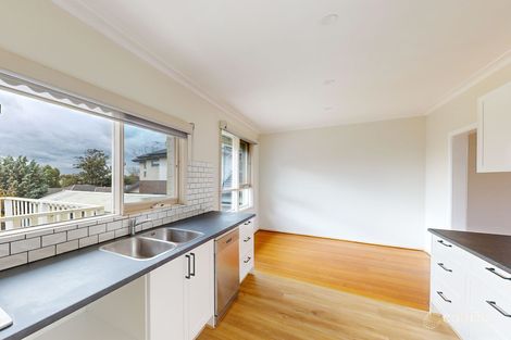 Property photo of 14 Streldon Avenue Strathmore VIC 3041