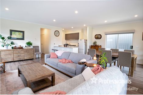 Property photo of 5 Sugargum Close Yarra Junction VIC 3797