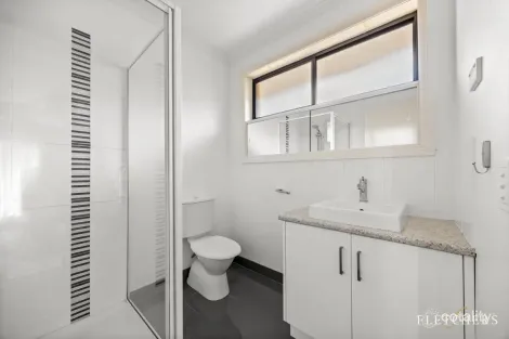 Property photo of 2 Brompton Place Alfredton VIC 3350