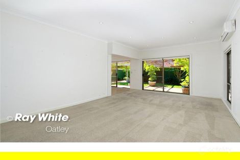 Property photo of 15 Orana Crescent Peakhurst Heights NSW 2210