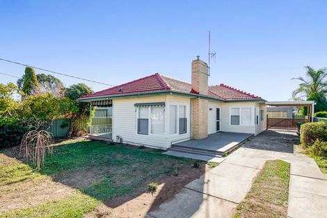 Property photo of 12 Derna Court Golden Square VIC 3555