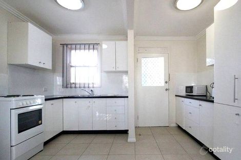 Property photo of 11 Morison Drive Lurnea NSW 2170