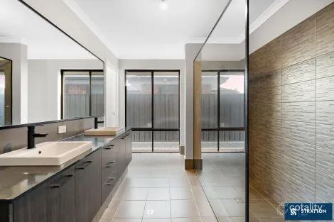 Property photo of 17 Macintyre View Hilbert WA 6112