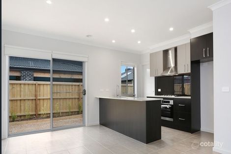 Property photo of 42 Orinoco Chase Werribee VIC 3030