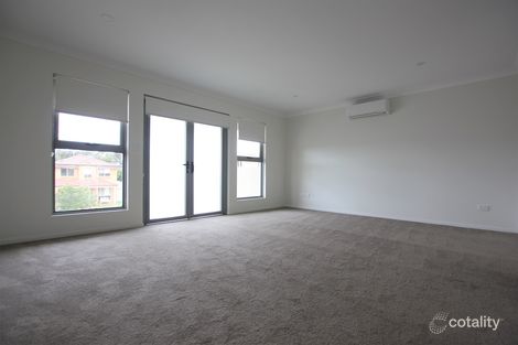 Property photo of 74 St Helens Park Drive St Helens Park NSW 2560