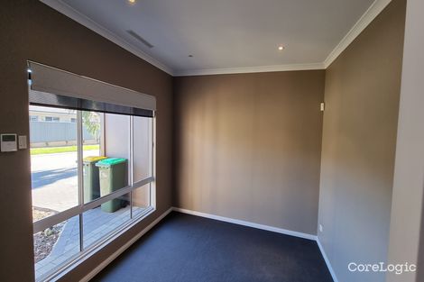 Property photo of 5 Thiele Road Banksia Grove WA 6031