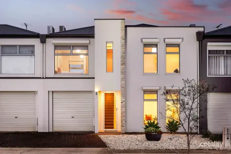 25 Parsons Gr, Park Holme, SA 5043