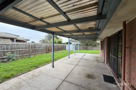 Property photo of 57 McLaughlin Crescent Mill Park VIC 3082